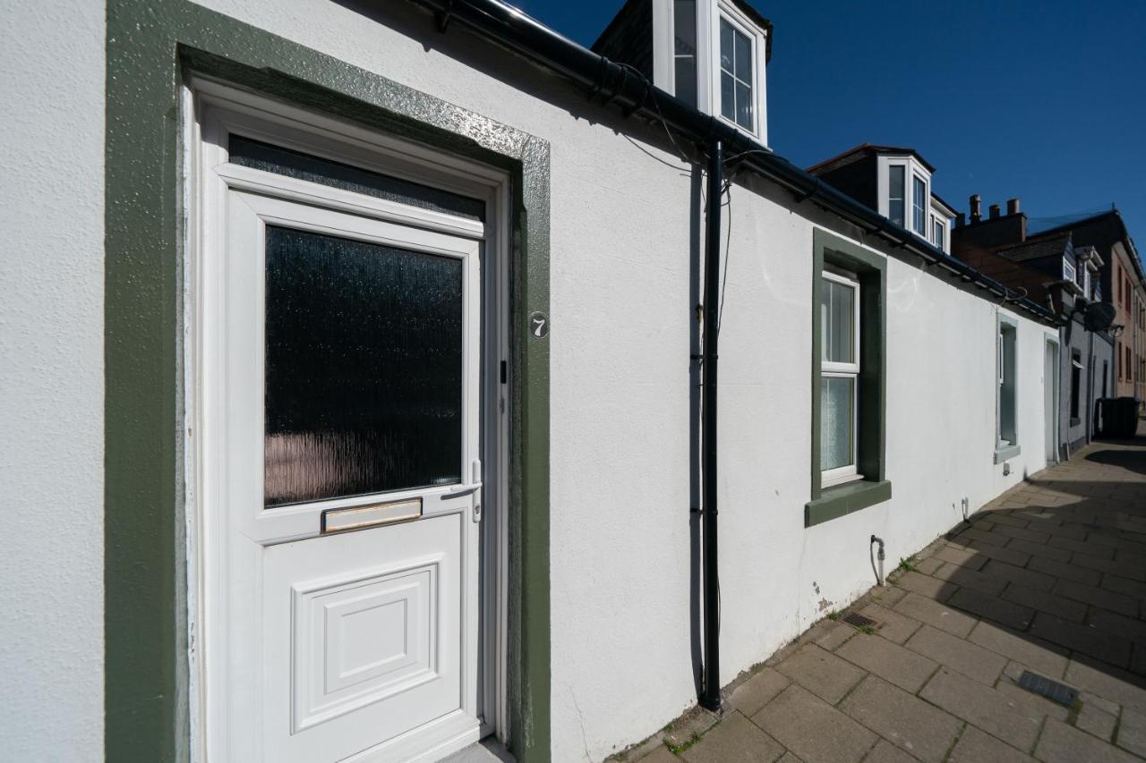 Seaside Home In Stonehaven, Aberdeenshire Bagian luar foto